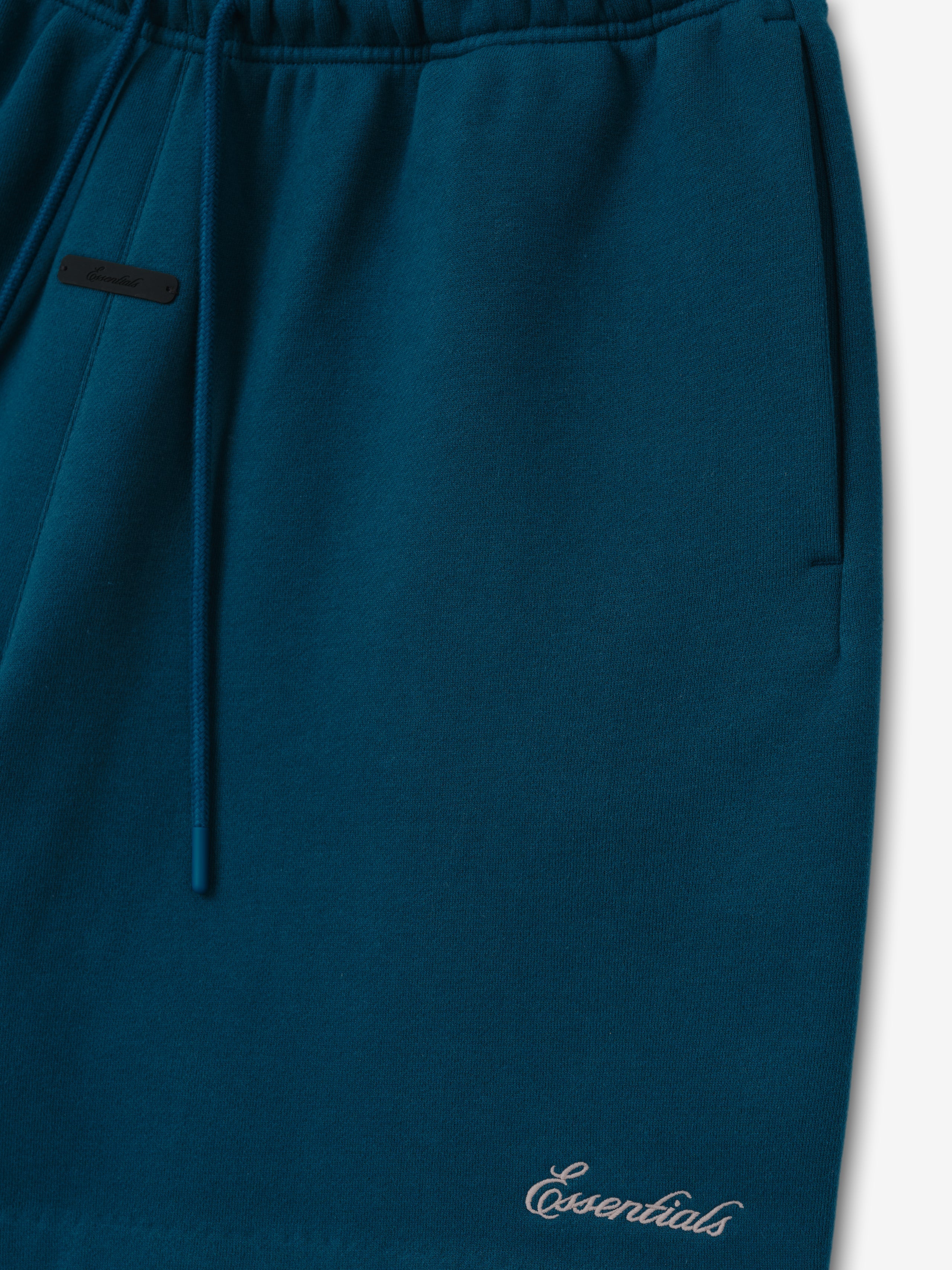 Signature Classic Short