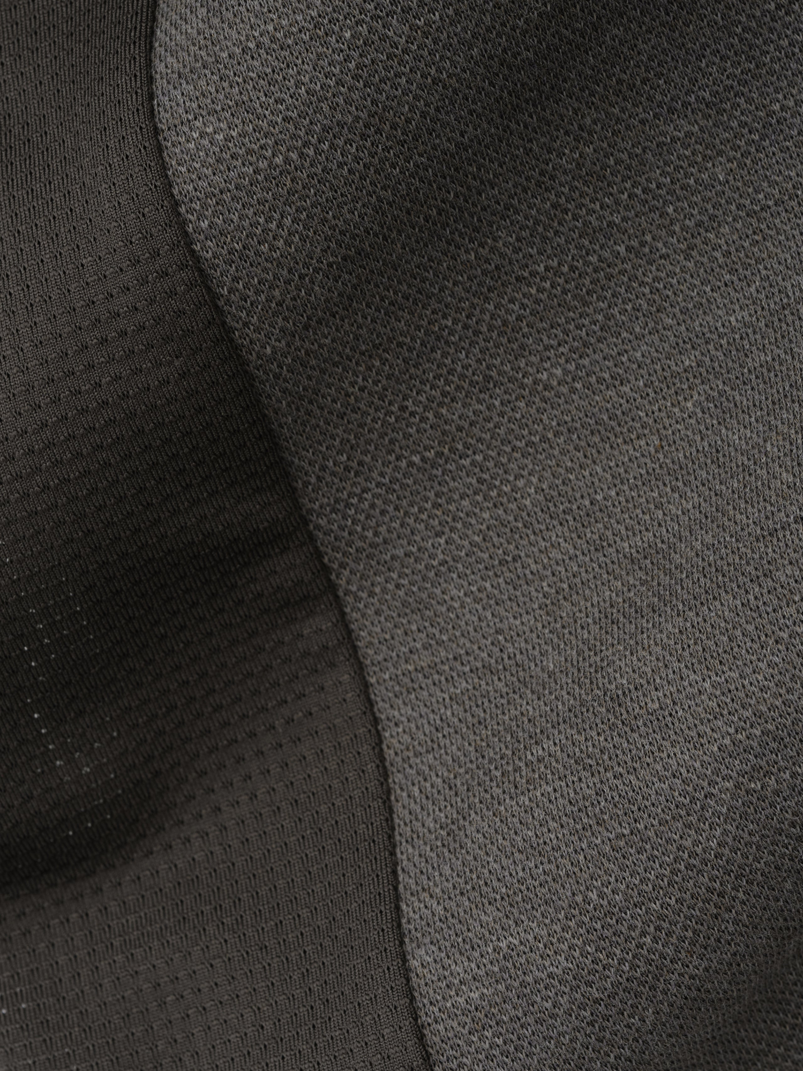 Classic Half Zip Raglan